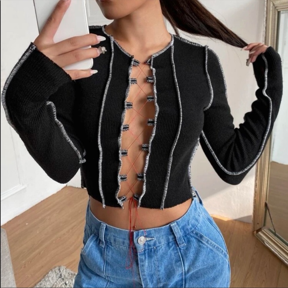 SHEIN Lace Up Croptop / Small